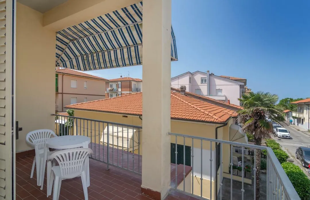 Hotel Perla Del Mare-1